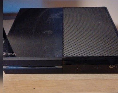 Microsoft Xbox One pelikonsoli