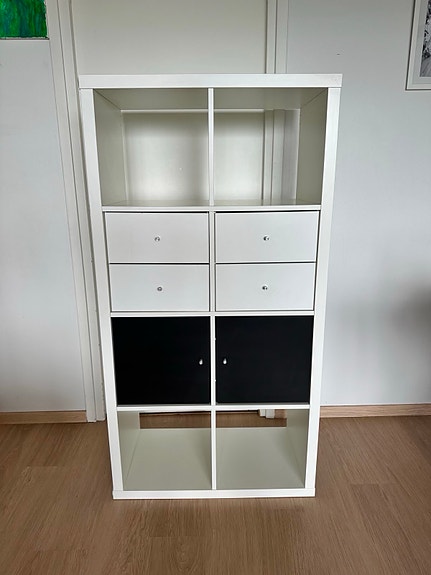 IKEA - Kallax hylly 2x4 tai TV taso  Kallax shelf 2x4 or TV stand