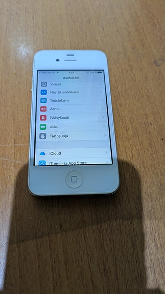 Apple iPhone 4S 16GB valkoinen, alkuperäispakkauksessa