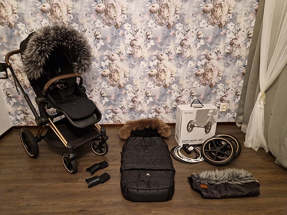 Cybex Priam 4 rattaat + tarvikkeet