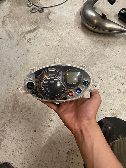 Yamaha jog mittaristo