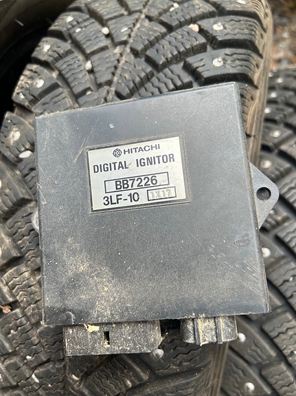 Yamaha FZR1000 BB7226 3LF-10 sytytysboksi
