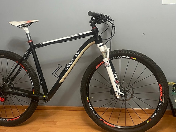 Canyon maastopyörä 29" runko L unisex