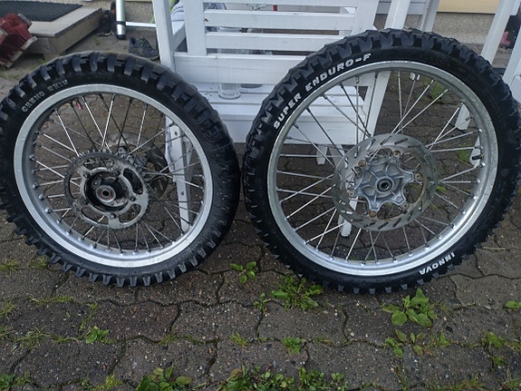 Enska vanteet/Krossin vanteet