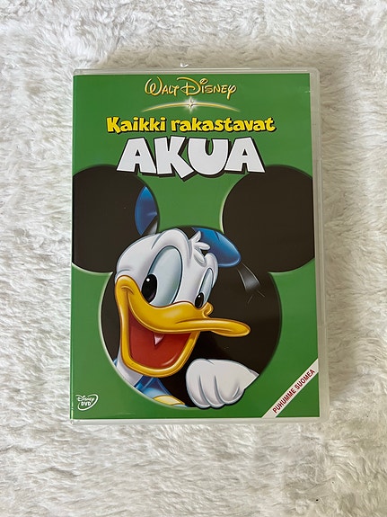 Walt Disney Kaikki rakastavat Akua DVD