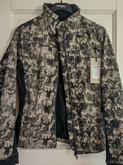 Product image 1 of 8