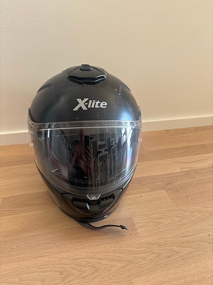 X-lite X-903  moottoripyöräkypärä musta