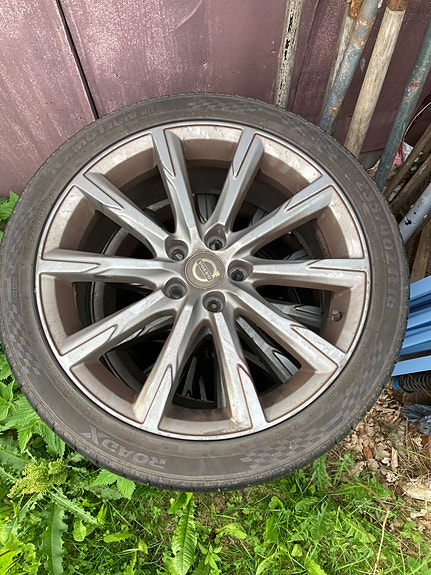 Alkuperäiset Volvo-alumiinivanteet 18x7.5J ET47 5x108