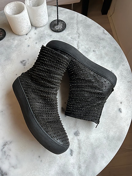 The Last Conspiracy boots