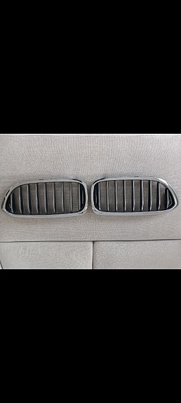 BMW G30 5-sarjan pre-lci mallin krominen maski