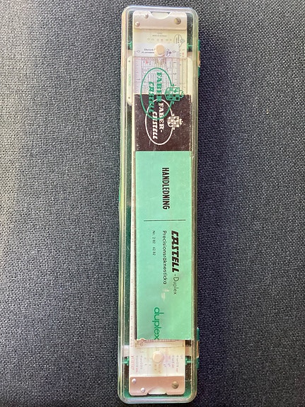 Faber Castell 2/82 laskutikku