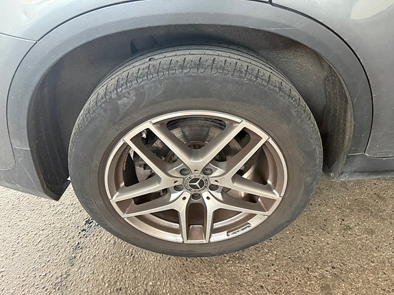 Pirelli scorpio 235,55,19
