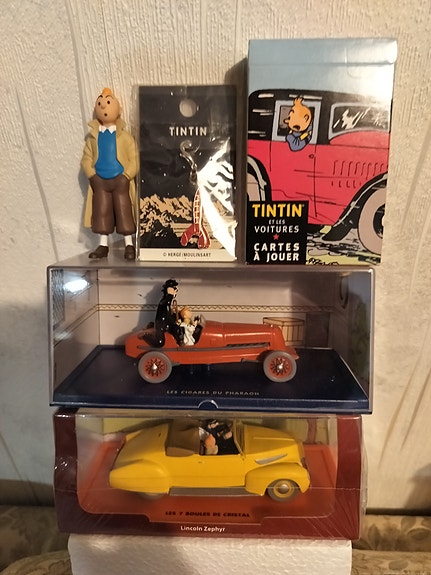 Tintin pienoismalli autot ja figuurit