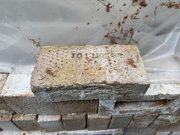 Tiiliskiviä / vanhoja tiiliä myyntiin