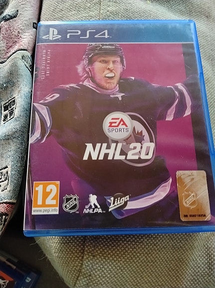 PlayStation 4 EA Sports NHL 20 peli