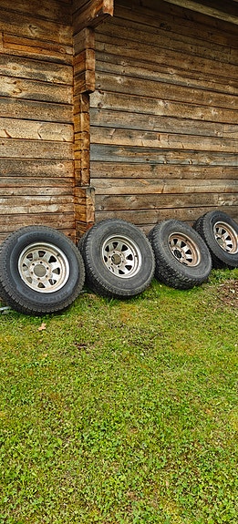 Kesärenkaat vanteilla