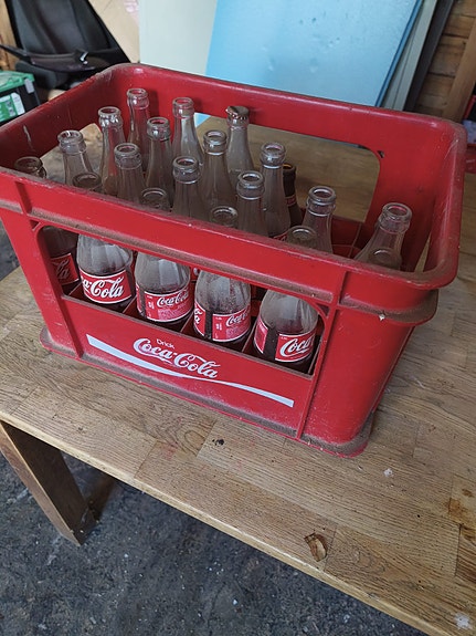 Coca-Cola- kori pulloineen