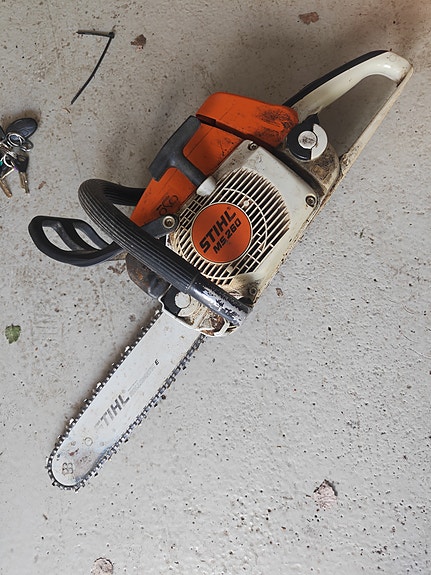 Stihl MS 230 moottorisaha