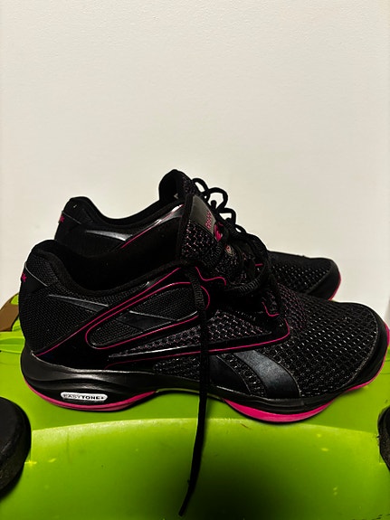 Reebok Easytone lenkkarit