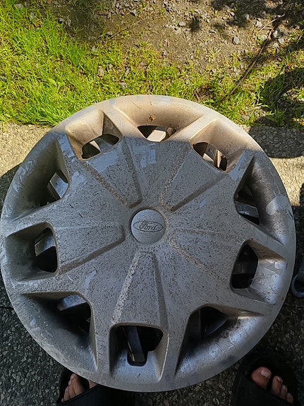 Ford pölykapselit