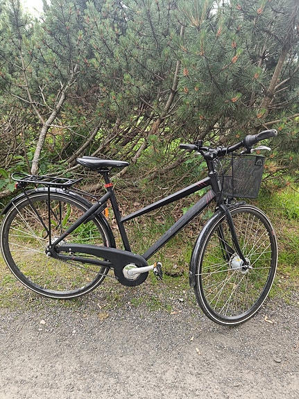 Hyvä naisten Tunturi Aura 7-v 28"