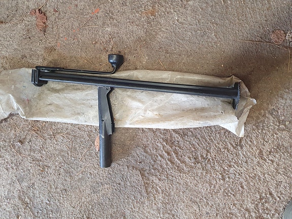 Vanha auton tunkki