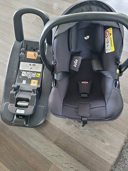 Myydään Joie i-Snug 2 -turvakaukalo + i-Base Advance ISOFIX-jalusta
