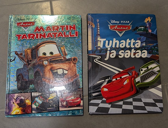 Disney Pixar Cars kirjat Martin tarinatalli ja Tuhatta ja sataa