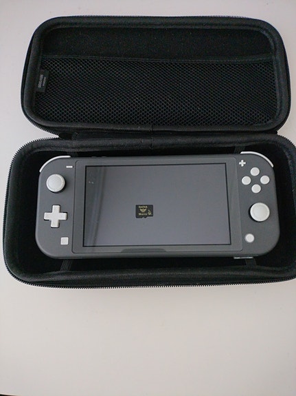 Nintendo Switch Lite pelikonsoli harmaa 1TB Zelda teenmainen SD kortti kanssa