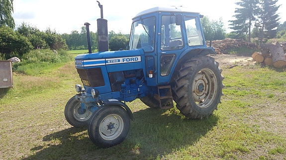 Ford 6700
