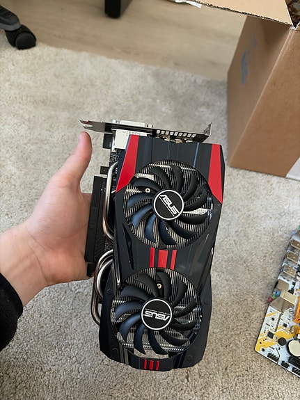 Asus GTX 760 näytönohjain