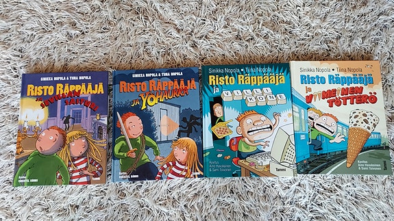 Risto Räppääjä kirjoja 4 kpl