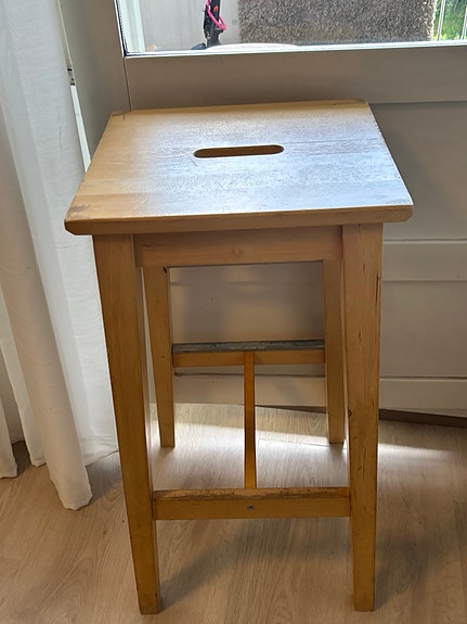 IKEA NILSOLLE BAR STOOL