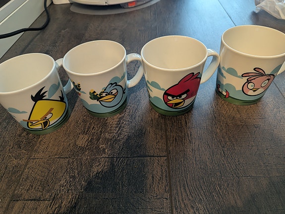 Arabia Angry Birds kahvikupit