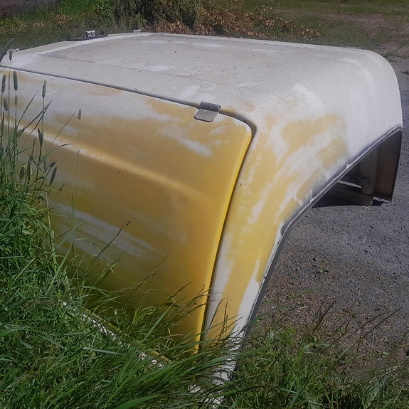 Volkswagen caddy pickup mk2 lavakate keltainen