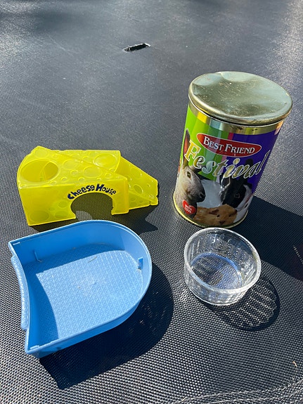 Product image 1 of 2