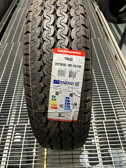 215/75-16 116/114S Diamondback TR652