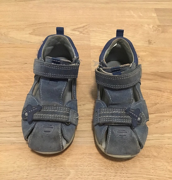 Superfit sandaalit 23