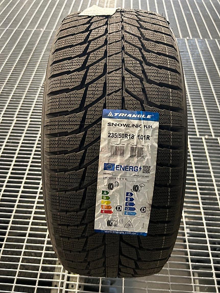235/50-18 101R Triangle SnowLink PL 01