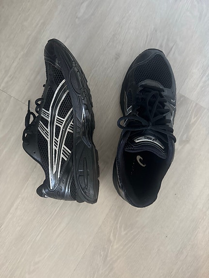 Asics kayano 14 koko 44