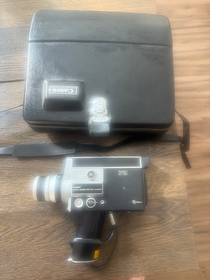 Canon Auto Zoom 518 SV Super 8 -klassikkokamera