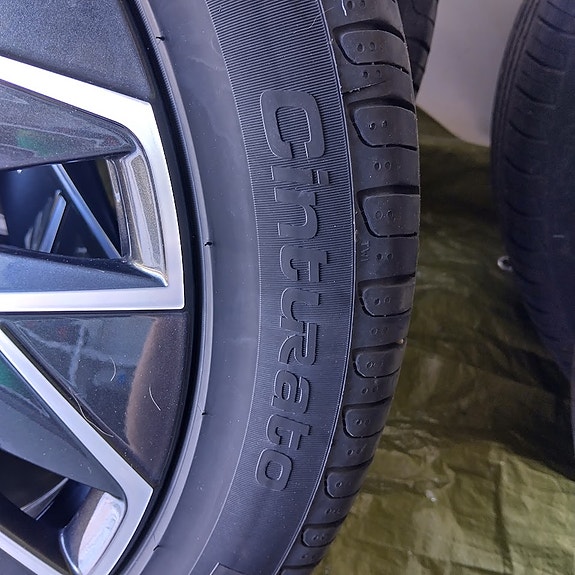 Pirelli Cinturato kesärenkaat 235/45R18