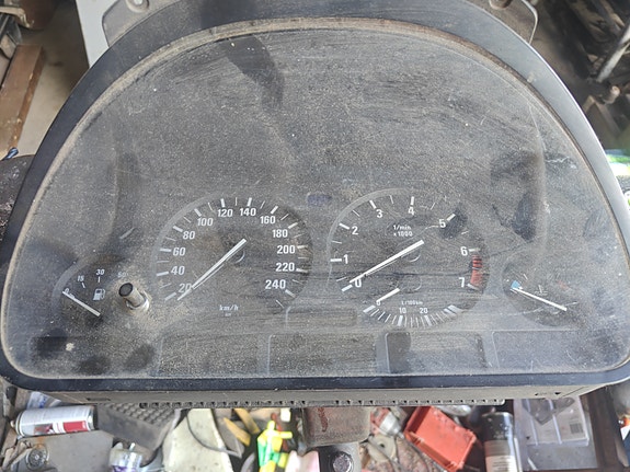 BMW E39 mittaristo / mittaritaulu