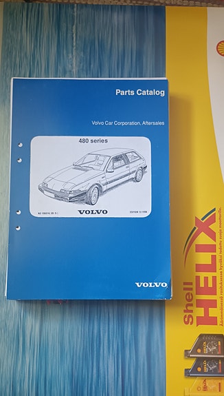 Volvo 480 series varaosakirja