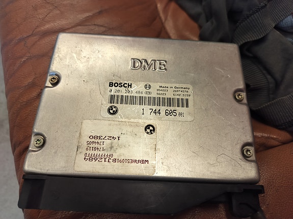 E34 540 ecu M60B40 M60 E30 E36 E38