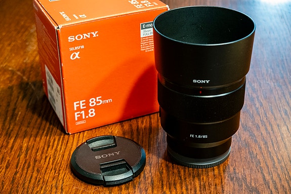 Sony FE 85mm F1.8 objektiivi