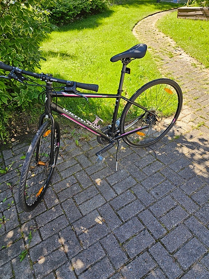 Specialized maantiepyörä