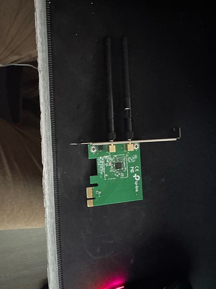 TP-Link PCIe wifi-verkkokortti kahdella antennilla