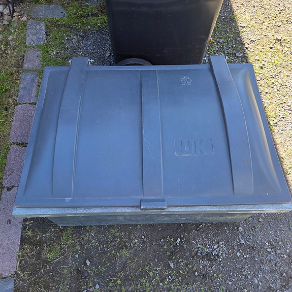 Hiekka-astia/säilytyslaatikko ulos 350l