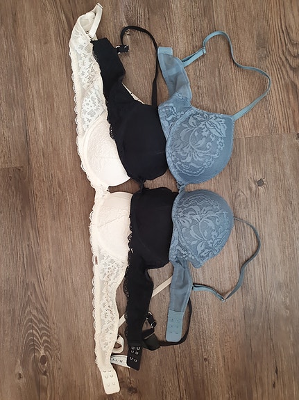 Lindex / Ella M push up -rintaliivit
